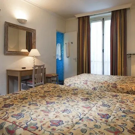 Hotel De Suez 3*