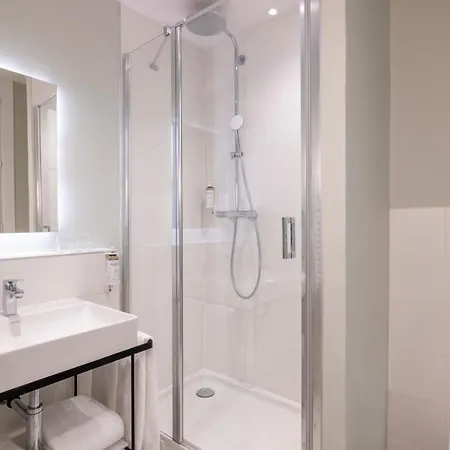 فندق دي سويس 3*