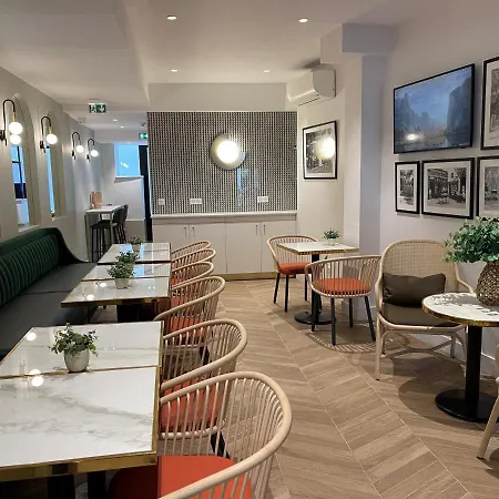 Hotel De Suez Parigi