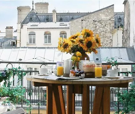 دي سويس باريس