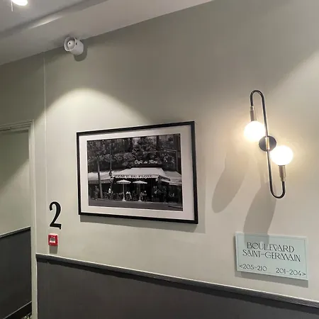 دي سويس 3* باريس