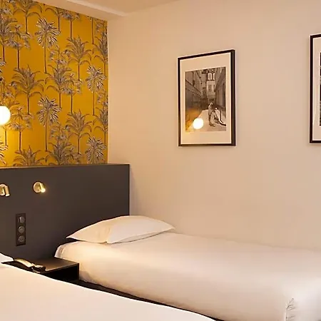 Hotel De Suez 3*