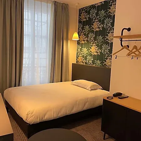 Hotel De Suez 3*