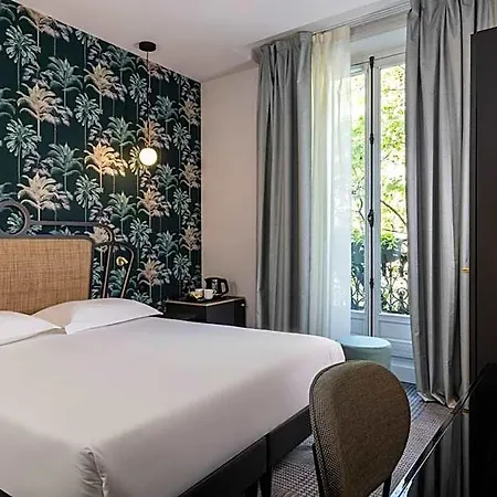 Hotel De Suez