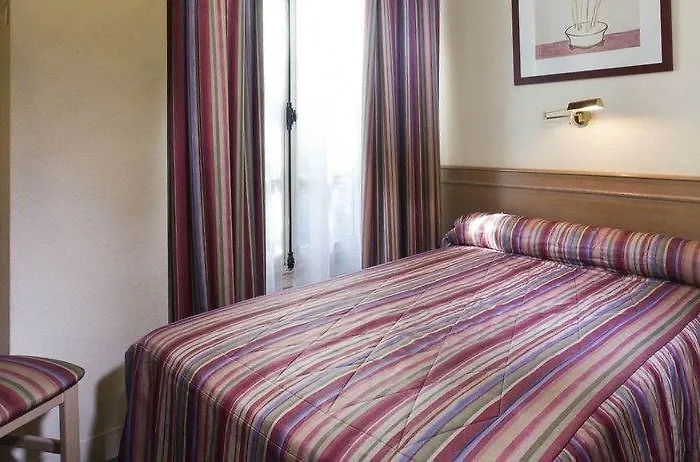 De Suez Hotel Paryż