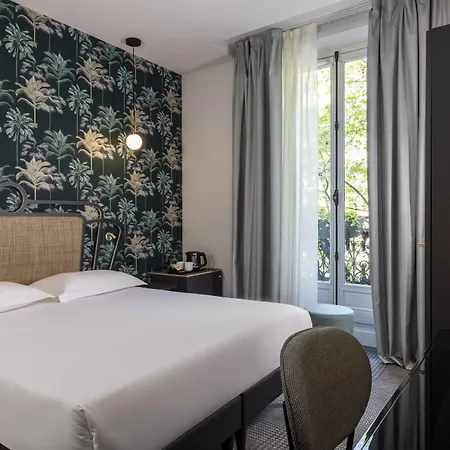 Hotel De Suez